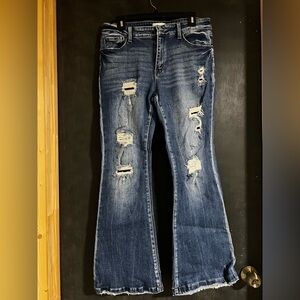 Stylish Distressed Flare Jeans in Blue